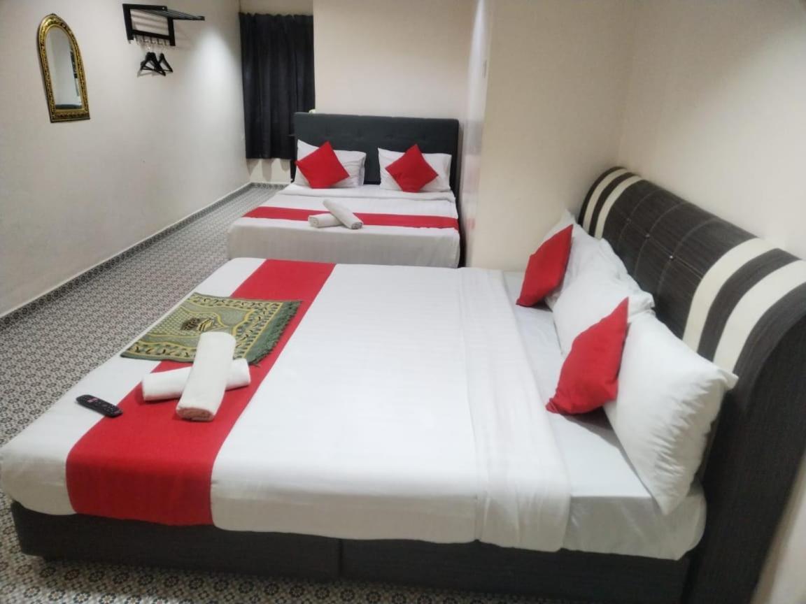 Ar Rayyan Hotel Tanah Rata Extérieur photo