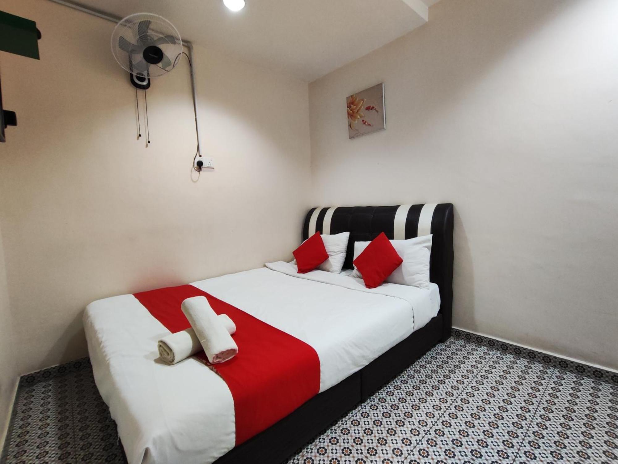 Ar Rayyan Hotel Tanah Rata Extérieur photo