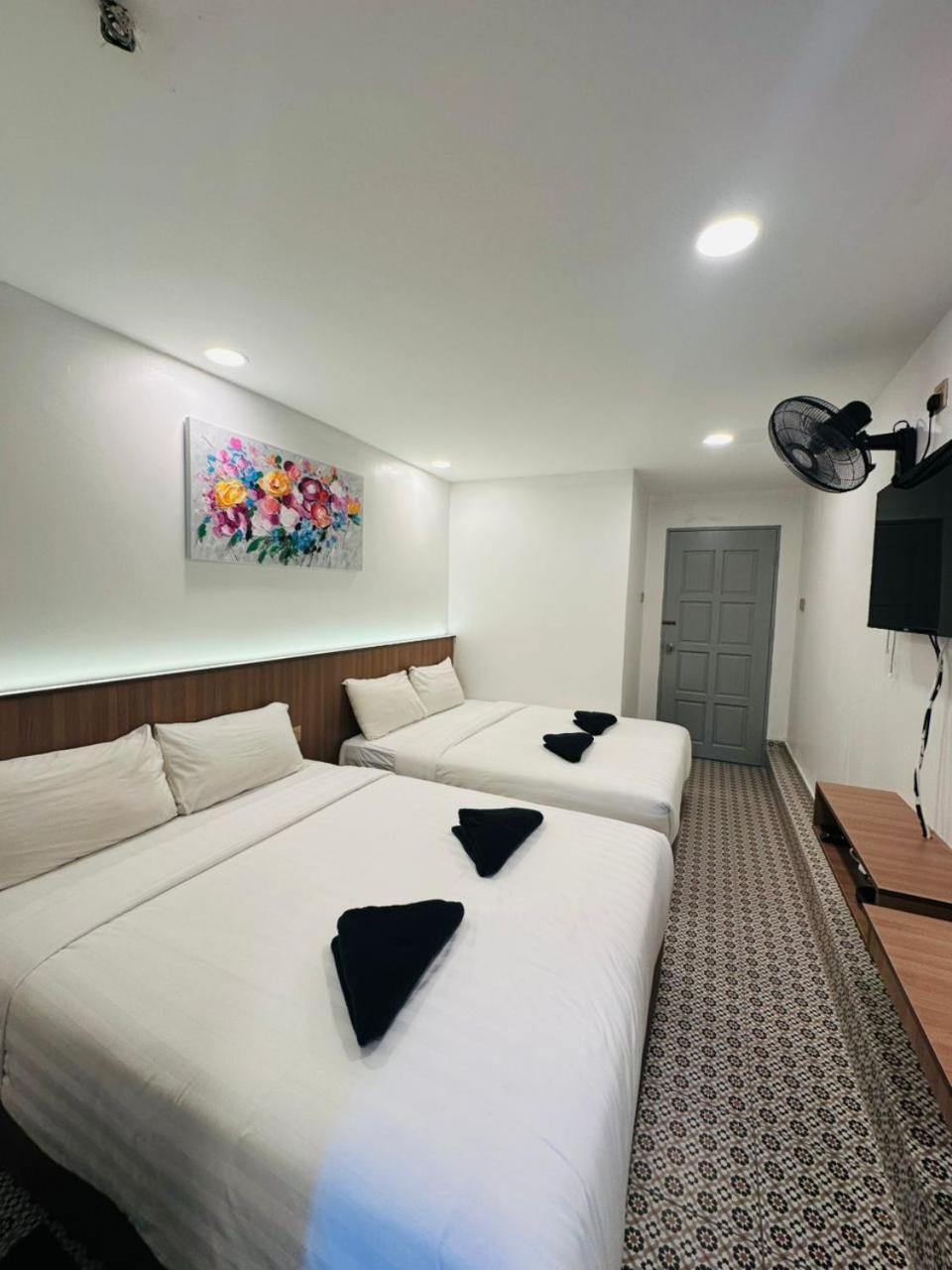 Ar Rayyan Hotel Tanah Rata Extérieur photo